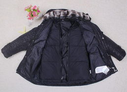 童小鴨正品 打造舒適時尚的青少年冬日穿搭新體驗